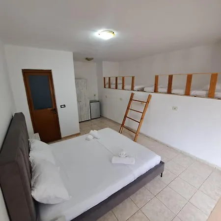 Apartment Aivi's